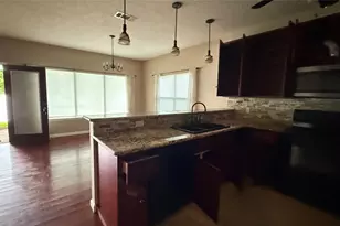 565 Sherwood Forest Dr, Ivanhoe, TX 75979 - Photo 8