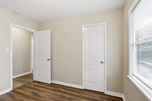 9242 Forest View St, Houston, TX 77078 - Photo 28