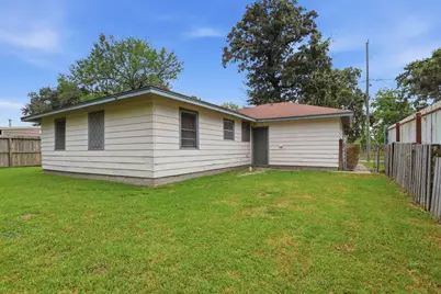 9242 Forest View Street, Houston, TX 77078 - Photo 34