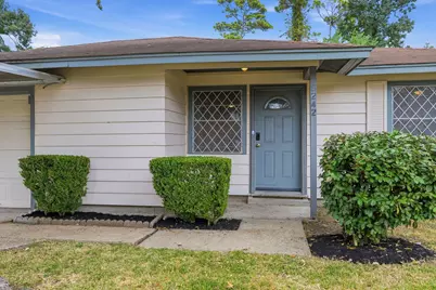 9242 Forest View Street, Houston, TX 77078 - Photo 4