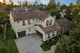 22 N Player Manor Cir, The Woodlands, TX 77382 - Photo 1