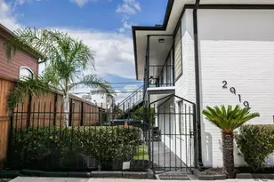 2919 Wentworth St, Houston, TX 77004 - Photo 2