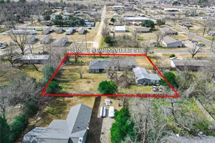 406 S Owensville St, Franklin, TX 77856 - Photo 36