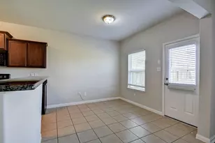 9402 Gold Mountain Dr, Rosharon, TX 77583 - Photo 12