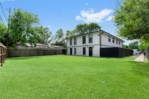 9130 Vogue Ln, Houston, TX 77080 - Photo 4