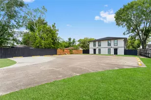 9130 Vogue Ln, Houston, TX 77080 - Photo 1