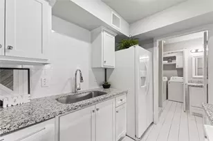 9130 Vogue Ln, Houston, TX 77080 - Photo 14