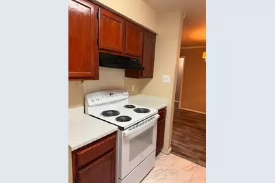 9797 Leawood Boulevard #1101, Houston, TX 77099 - Photo 2