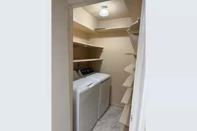 9797 Leawood Boulevard #1101, Houston, TX 77099 - Photo 10
