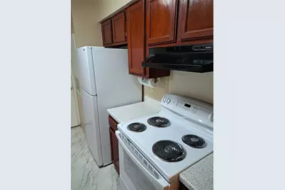 9797 Leawood Boulevard #1101, Houston, TX 77099 - Photo 8
