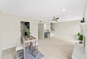 9425 Fondren Rd, Houston, TX 77074 - Photo 12