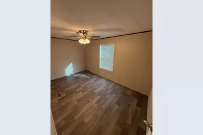 202 W Austin Street, Brazoria, TX 77422 - Photo 6