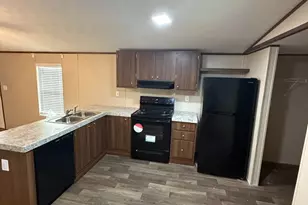 202 W Austin St, Brazoria, TX 77422 - Photo 4