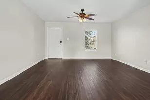 6026 Coral Cv Rd, Baytown, TX 77523 - Photo 4