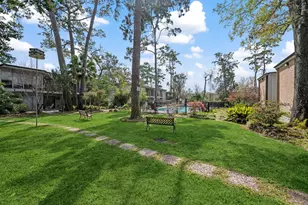 8211 Katy Fwy, Houston, TX 77024 - Photo 12