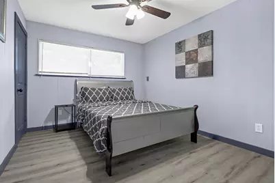 11103 Greenwillow Street, Houston, TX 77035 - Photo 12
