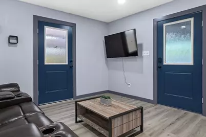 11103 Greenwillow Street, Houston, TX 77035 - Photo 6