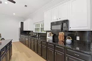 17275 Northcrest Cir, New Caney, TX 77357 - Photo 20