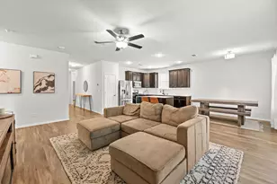 2340 N Amber Ruse Ct, Conroe, TX 77304 - Photo 16