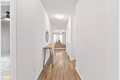 2340 N Amber Ruse Court, Conroe, TX 77304 - Photo 6