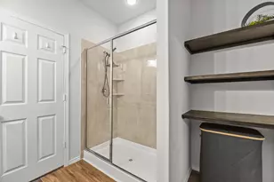 2340 N Amber Ruse Ct, Conroe, TX 77304 - Photo 26