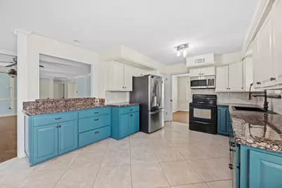 11922 Cypresswood Drive, Houston, TX 77070 - Photo 10