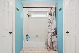 11922 Cypresswood Dr, Houston, TX 77070 - Photo 18