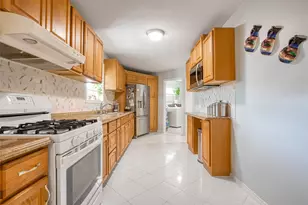 13117 Player St, Houston, TX 77045 - Photo 10