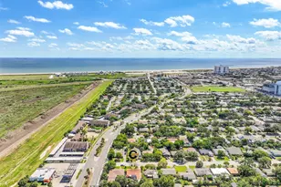 104 Bonita Ave, Galveston, TX 77550 - Photo 48