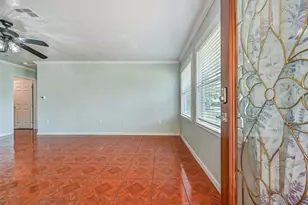 104 Bonita Ave, Galveston, TX 77550 - Photo 8
