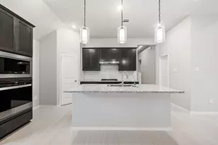 9652 Mount Brewer Ln, Porter, TX 77365 - Photo 2