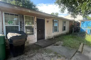9718 Farragut St, Houston, TX 77078 - Photo 1