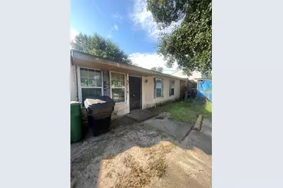 9718 Farragut Street, Houston, TX 77078 - Photo 2