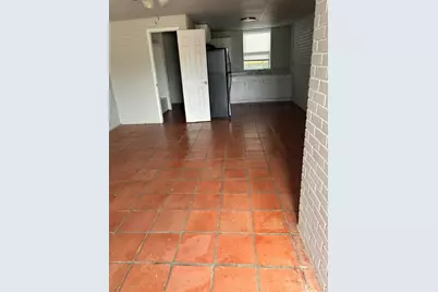 1627 W Fm-351 #3, Beeville, TX 78102 - Photo 14