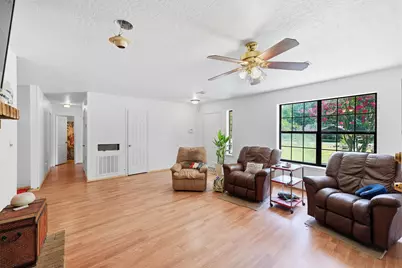 39 Wood Lodge Drive, Huntsville, TX 77320 - Photo 6