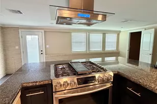 1932 N Avenue H, Freeport, TX 77541 - Photo 8