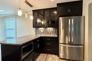 1932 N Avenue H, Freeport, TX 77541 - Photo 6