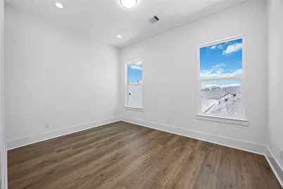 1935 Knoll Square Drive, Houston, TX 77080 - Photo 18
