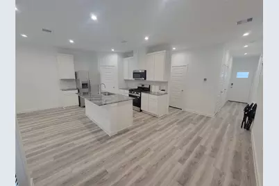 2819 Milton Lodge Lane, Houston, TX 77051 - Photo 4