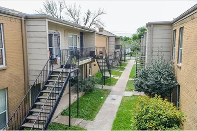 8100 Creekbend Dr #120, Houston, TX 77071 - Photo 1