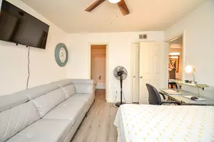 8100 Creekbend Dr, Houston, TX 77071 - Photo 10