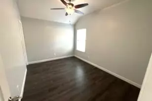 9111 Fuqua Ridge Ln, Houston, TX 77075 - Photo 16