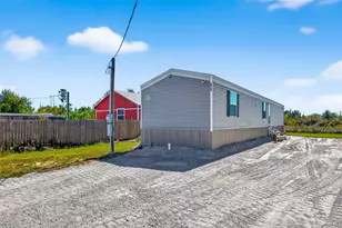 824 County Rd 3558, Cleveland, TX 77327 - Photo 1