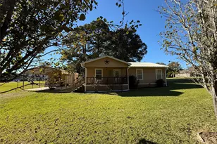 211 N Frances Ave, Shepherd, TX 77371 - Photo 2