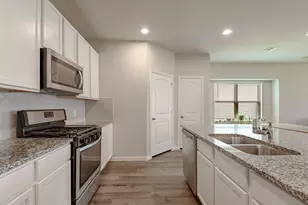 111 Pronghorn Dr, Huntsville, TX 77320 - Photo 8