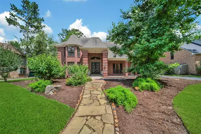 25 Cascade Springs Place, The Woodlands, TX 77381 - Photo 2