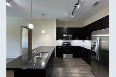 230 T C Jester Boulevard #BB.307, Houston, TX 77007 - Photo 2