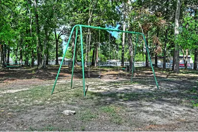 11552 Persimmon Street, Willis, TX 77318 - Photo 48