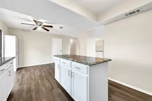 346 Lost Rock Dr, Houston, TX 77598 - Photo 10