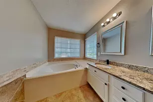 1406 Chesterpoint Dr, Spring, TX 77386 - Photo 10